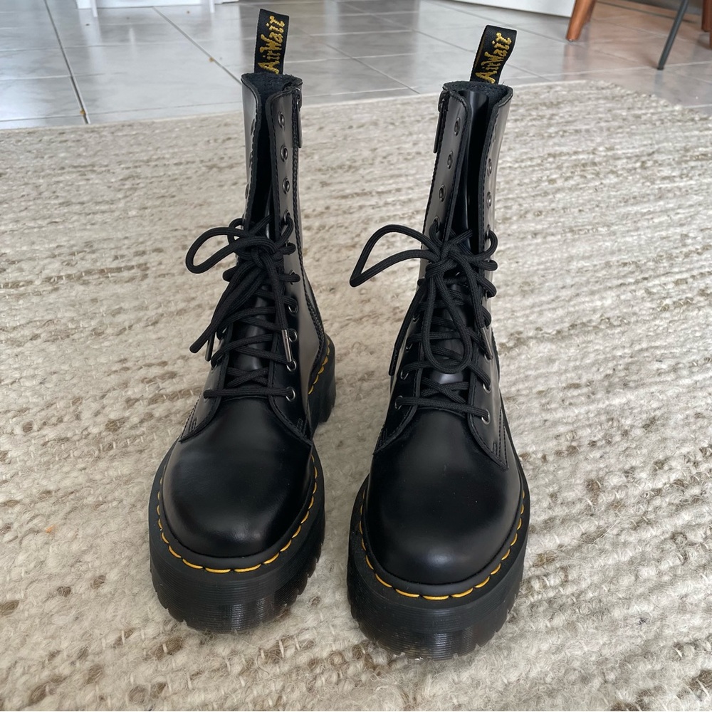 Dr. Martens Jadon Boots